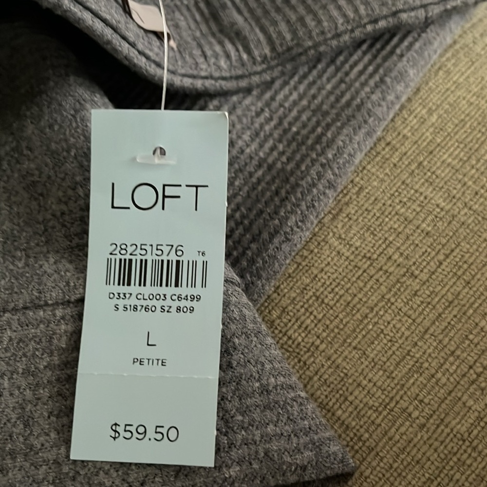 Loft, Pull On skirt. XL. Groove sweater material. - Picture 7 of 7